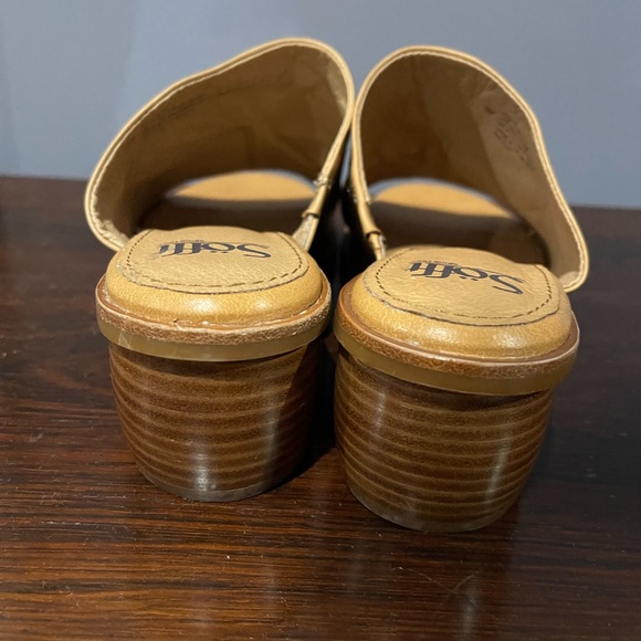 NWOT Sofft leather heeled slides caramel color beautiful leather - Picture 3 of 8
